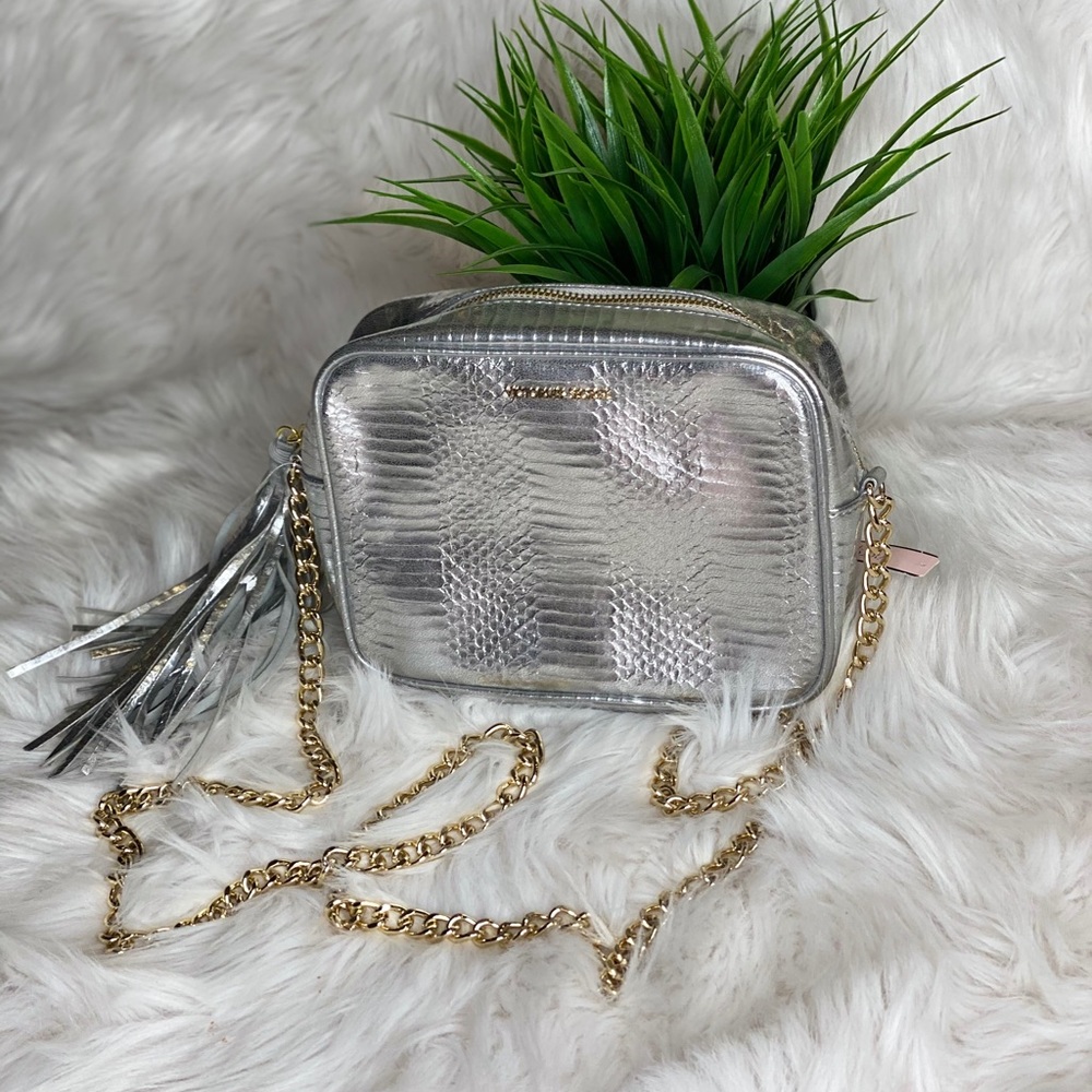 NWT Victoria’s Secret CROSSBODY